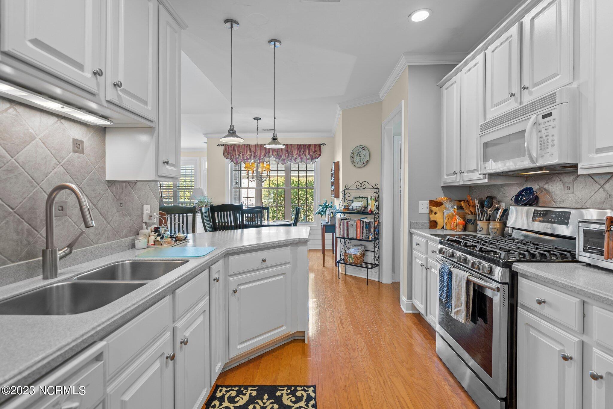 5472 Efird Road Wilmington, NC 28409 - Photo 15 of 43 42-web-or-mls-DSC09165