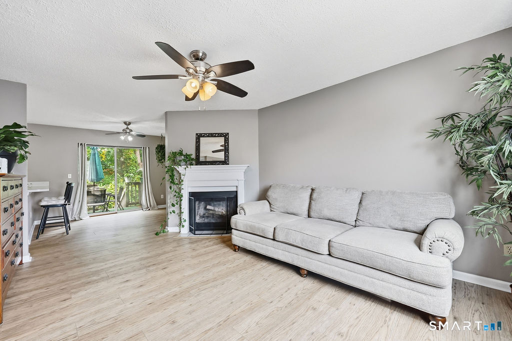 925 Oronoke Road, Unit 101I Waterbury, CT 06708 - Photo 13 of 27 Gallery Image 13