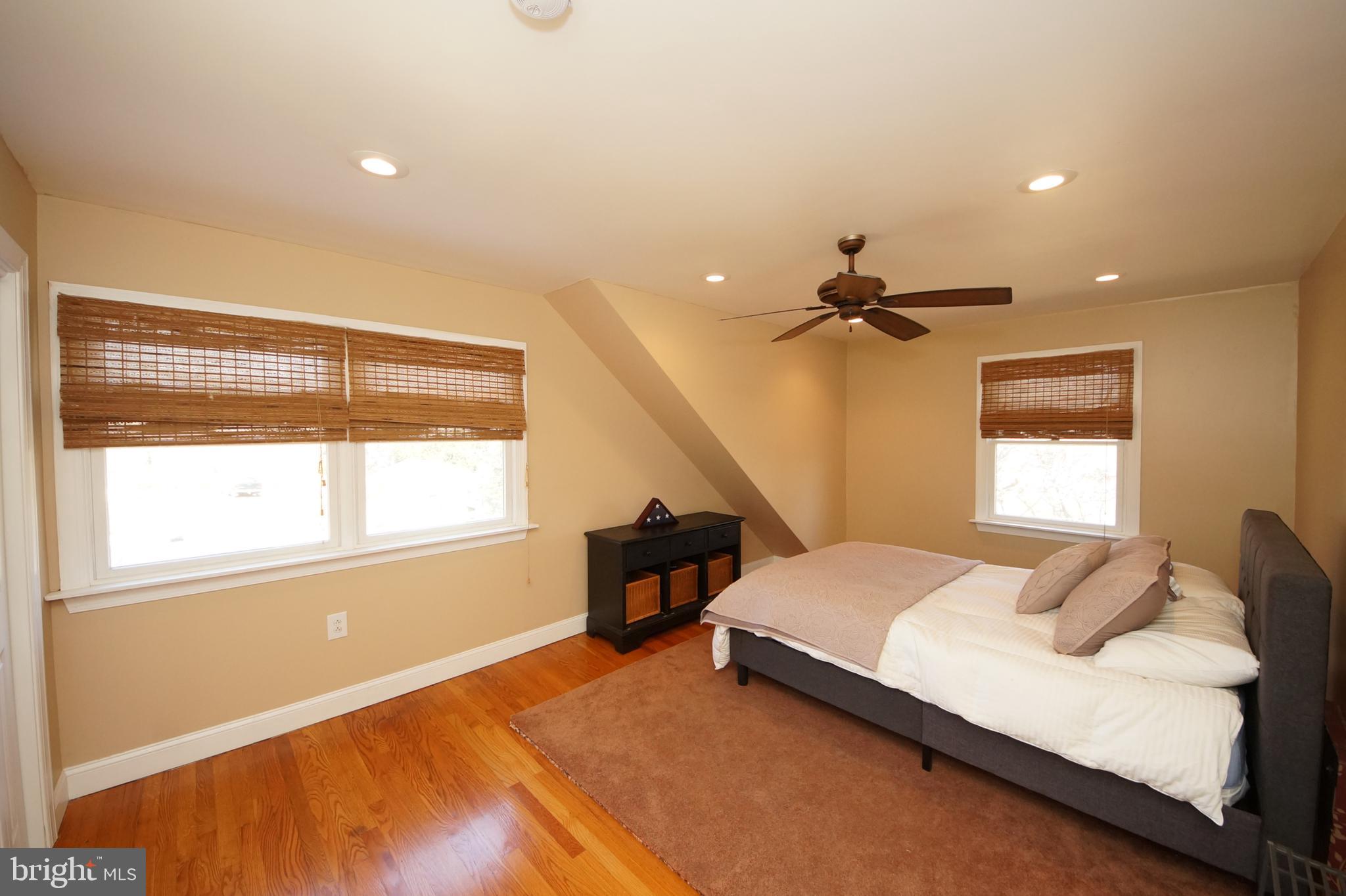 211 Sharon Road Robbinsville, NJ 08691 - Photo 14 of 26 Bedroom 2