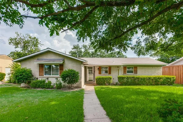 $300,000 | 1130 Larkspur Drive, Richardson, TX 75081