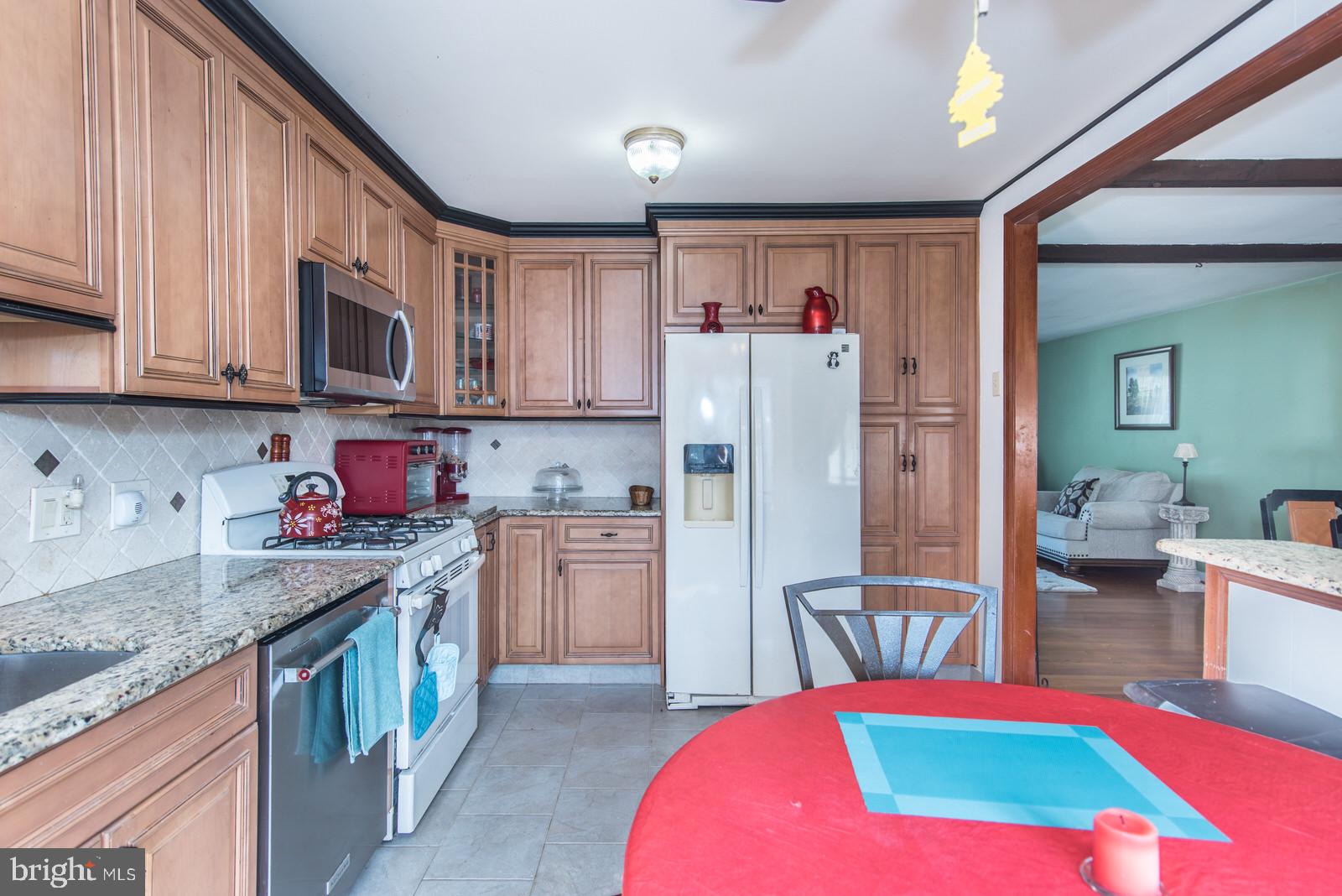 468-pinewood Pinewood Road Philadelphia, PA 19116 - Photo 26 of 97 Gallery Image 26