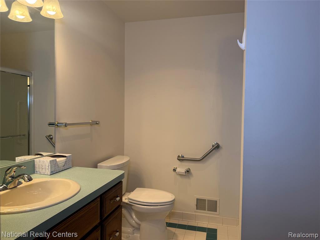 3052 Rivers Edge Drive Wayne, MI 48184 - Photo 41 of 45 Gallery Image 41