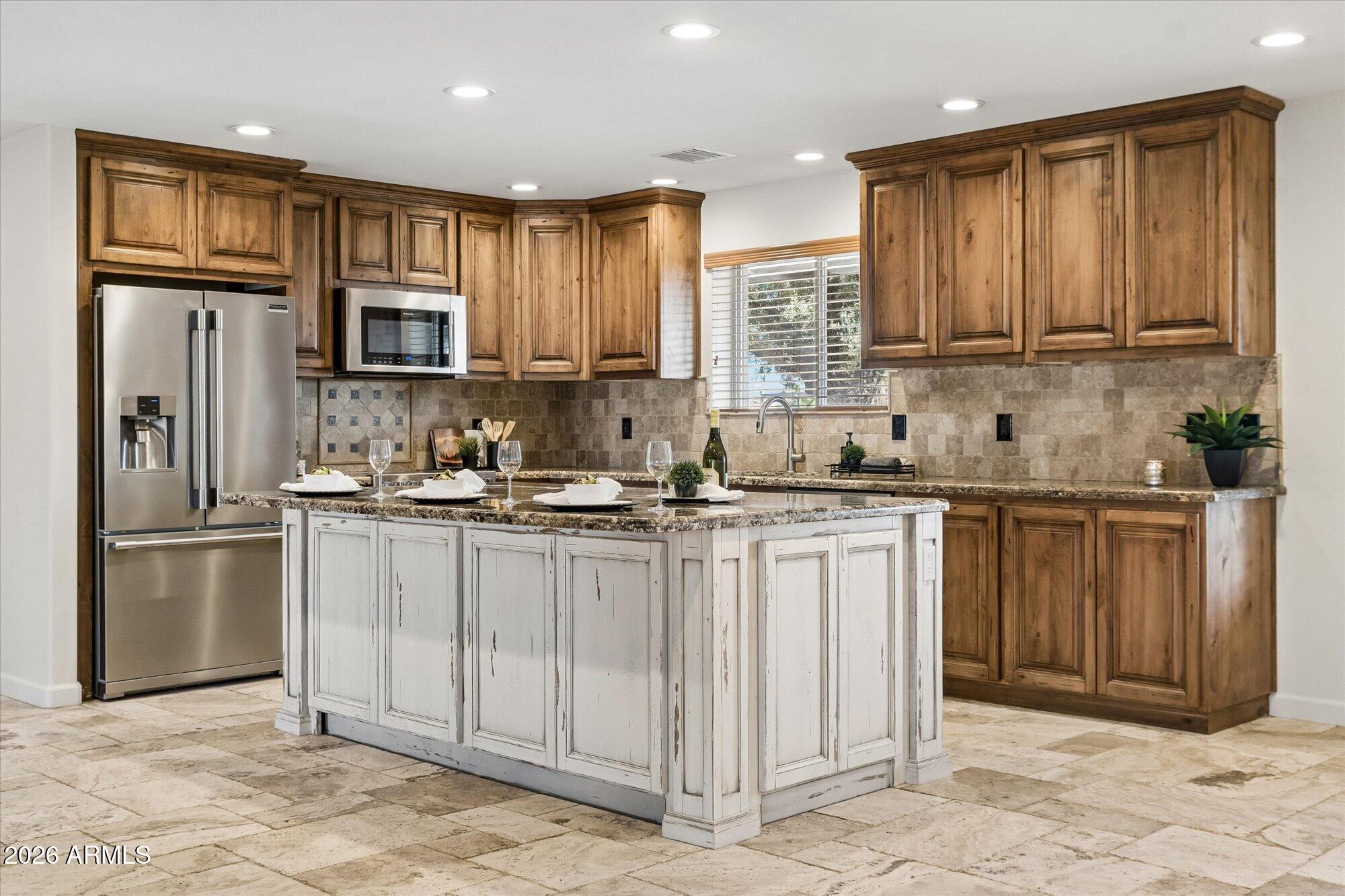 1440 West Irvine Road Phoenix, AZ 85086 - Photo 19 of 57 Island Dining