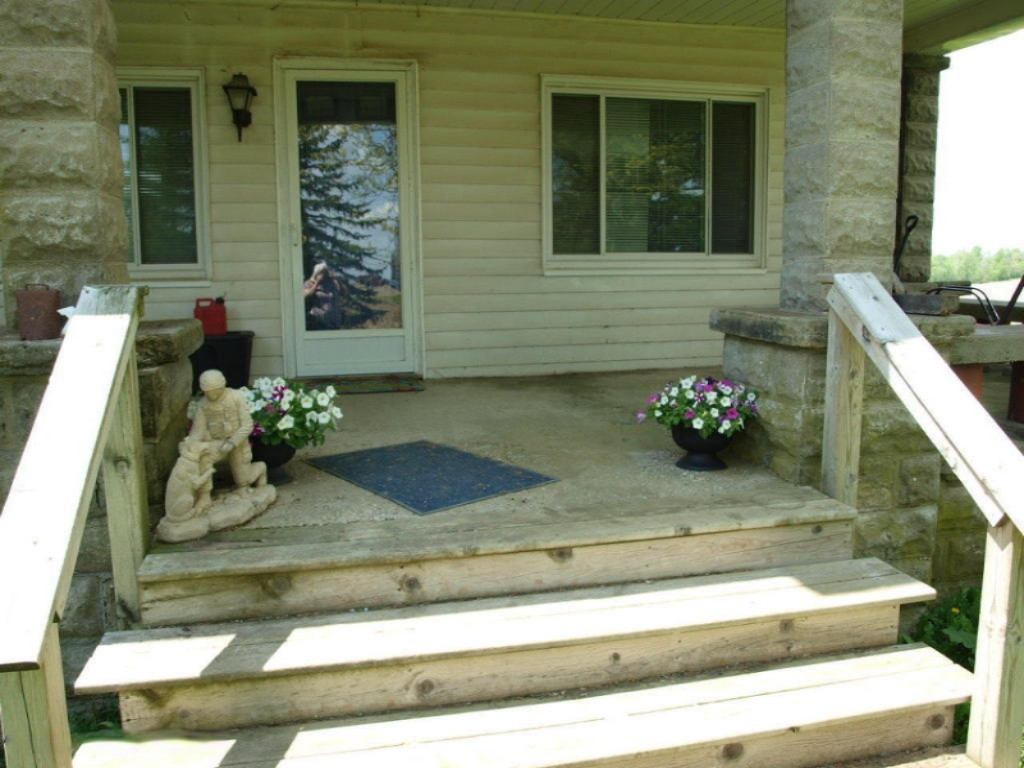 7704 South Alger Road Perrinton, MI 48871 - Photo 36 of 37 20180516210129605813000000-o