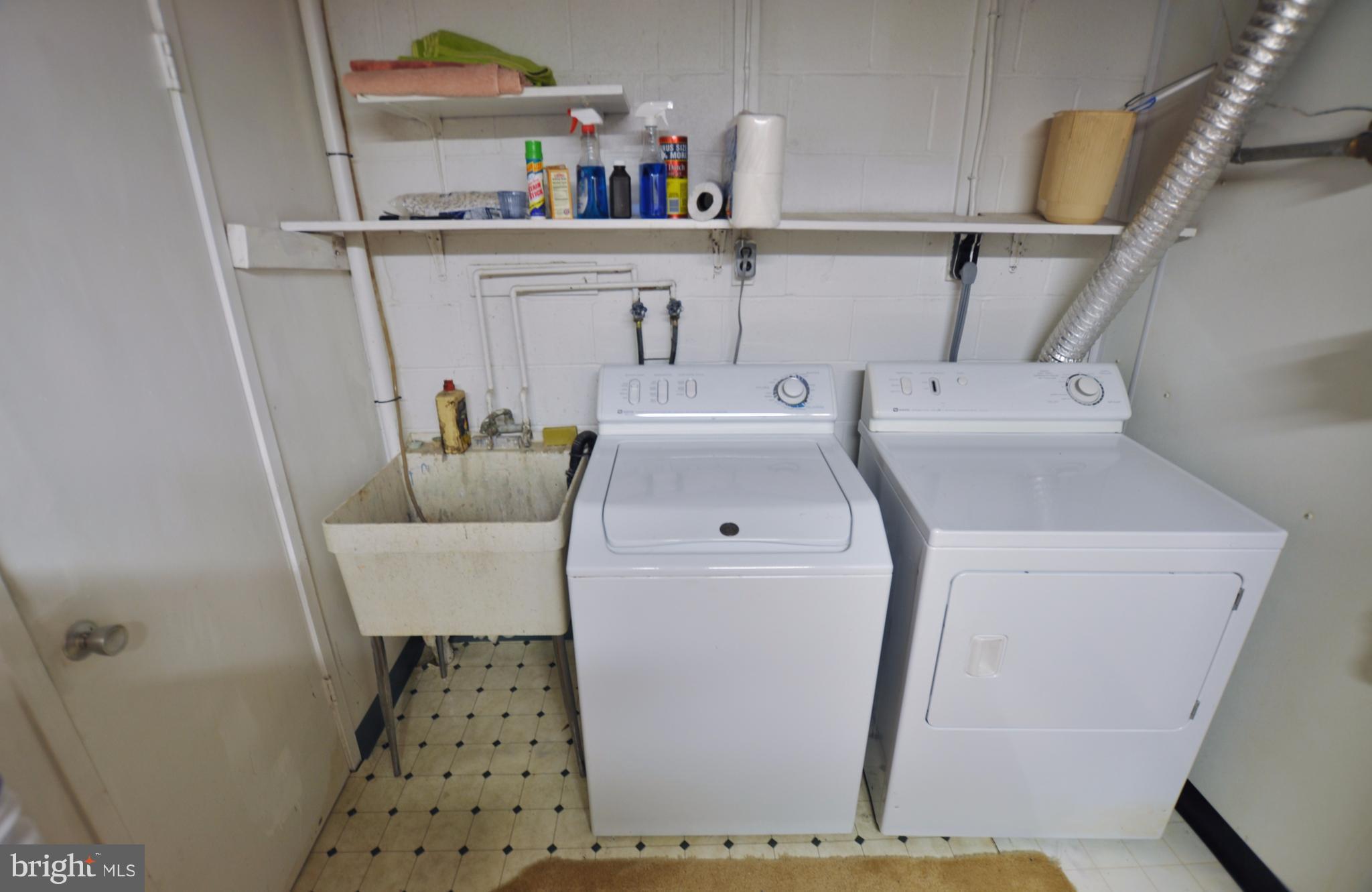 6010 Timber Hollow Lane Springfield, VA 22152 - Photo 16 of 23 Interior (General)