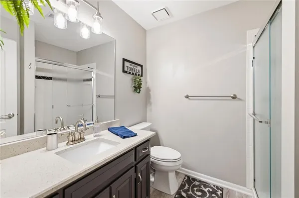 $825,000 | 4801 Northwest 87th Street, Kansas City, MO 64154