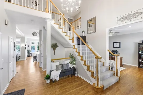$825,000 | 4801 Northwest 87th Street, Kansas City, MO 64154