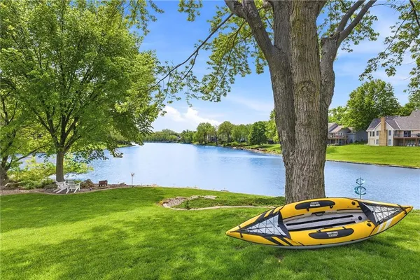 $825,000 | 4801 Northwest 87th Street, Kansas City, MO 64154