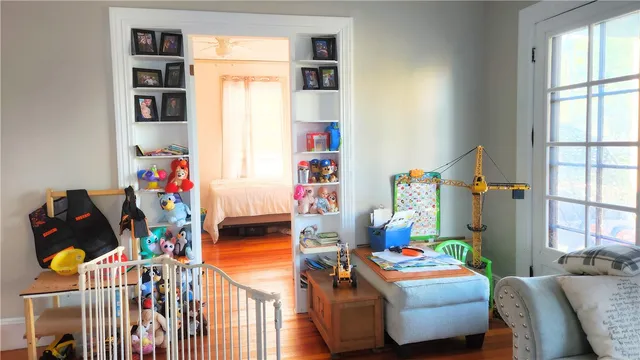 $1,750 | 309 Carrington Avenue, Unit 2, Woonsocket, RI 02895