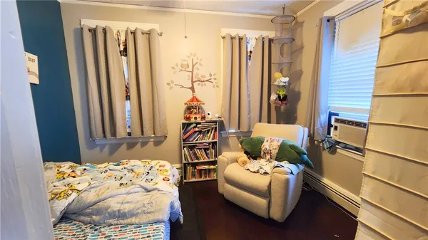 $1,750 | 309 Carrington Avenue, Unit 2, Woonsocket, RI 02895