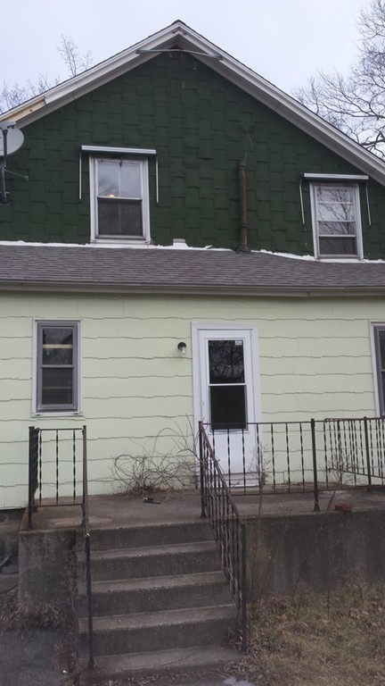 20 Border Street Springfield, MA 01104 - Photo 2 of 9 Gallery Image 2