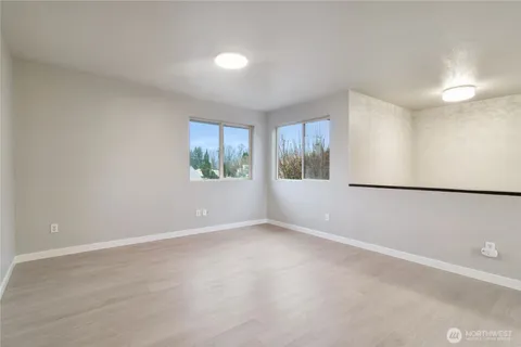 $620,000 | 122 South Baker Street, Mount Vernon, WA 98273