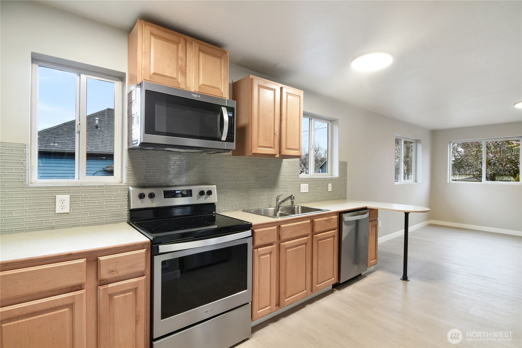 122 South Baker Street Mount Vernon, WA 98273 - Photo 9 of 33