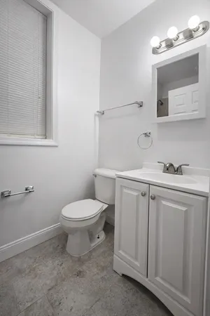 $2,250 | 138 Chestnut Street, Unit 1, Chelsea, MA 02150