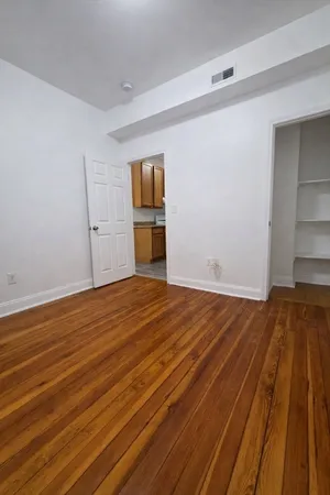 $2,250 | 138 Chestnut Street, Unit 1, Chelsea, MA 02150