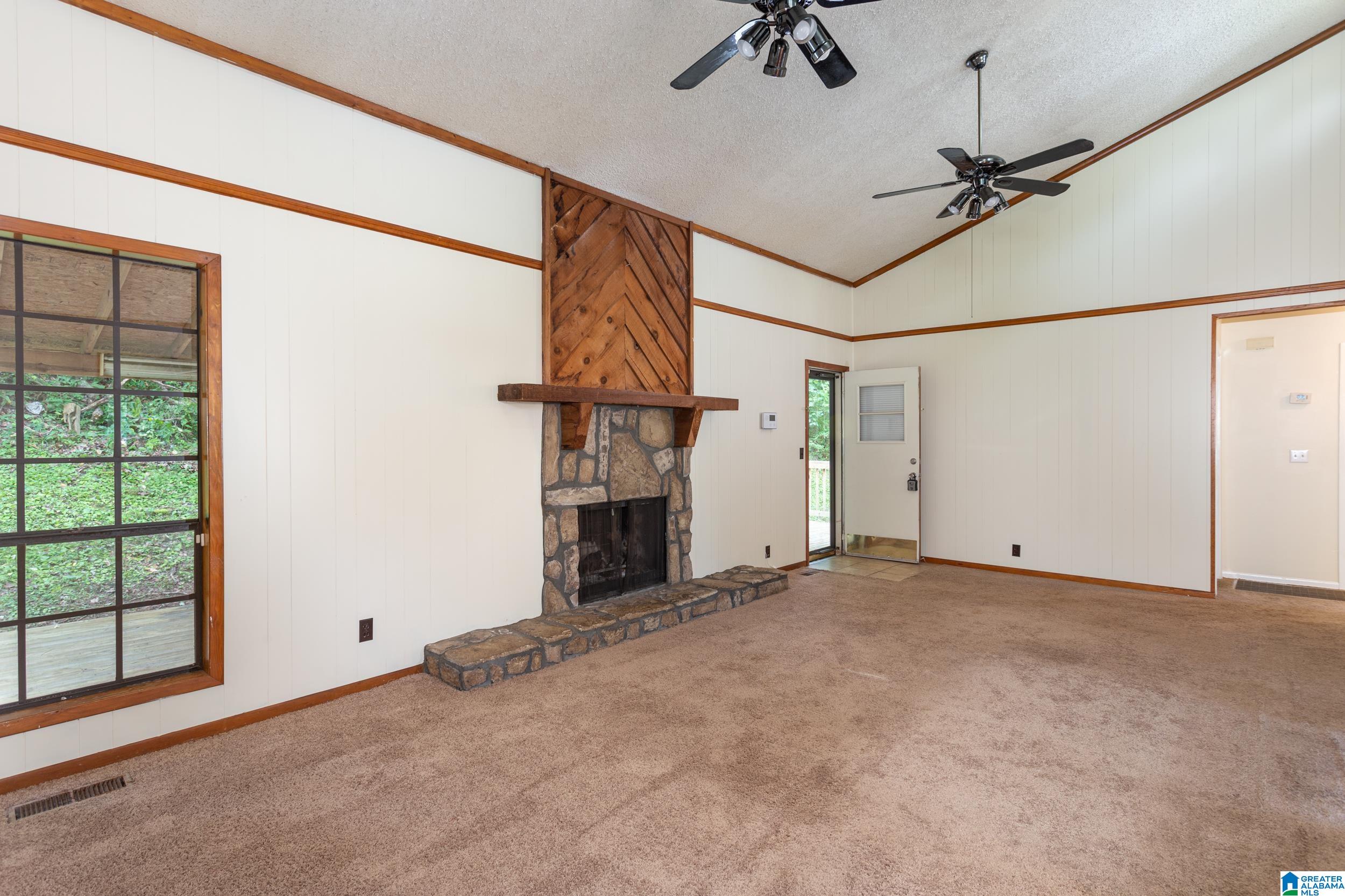 130 Oak Road Anniston, AL 36206 - Photo 5 of 31