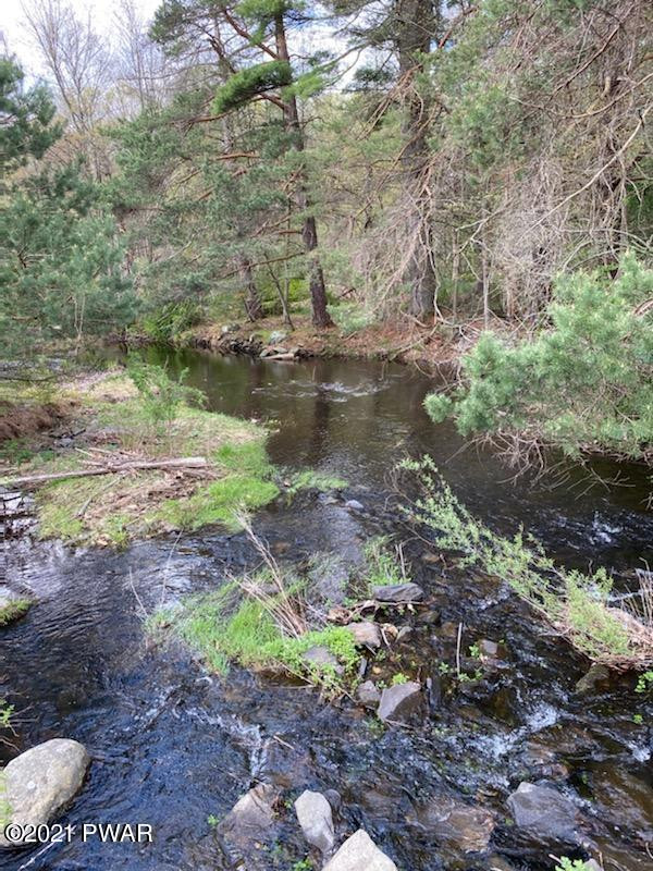 4-5 Park Road Dingmans Ferry, PA 18328 - Photo 6 of 13