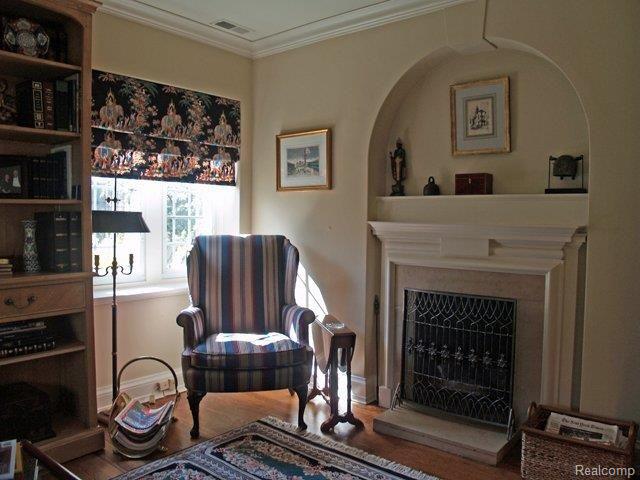 39 Beverly Road Grosse Pointe, MI 48236 - Photo 13 of 25 Library