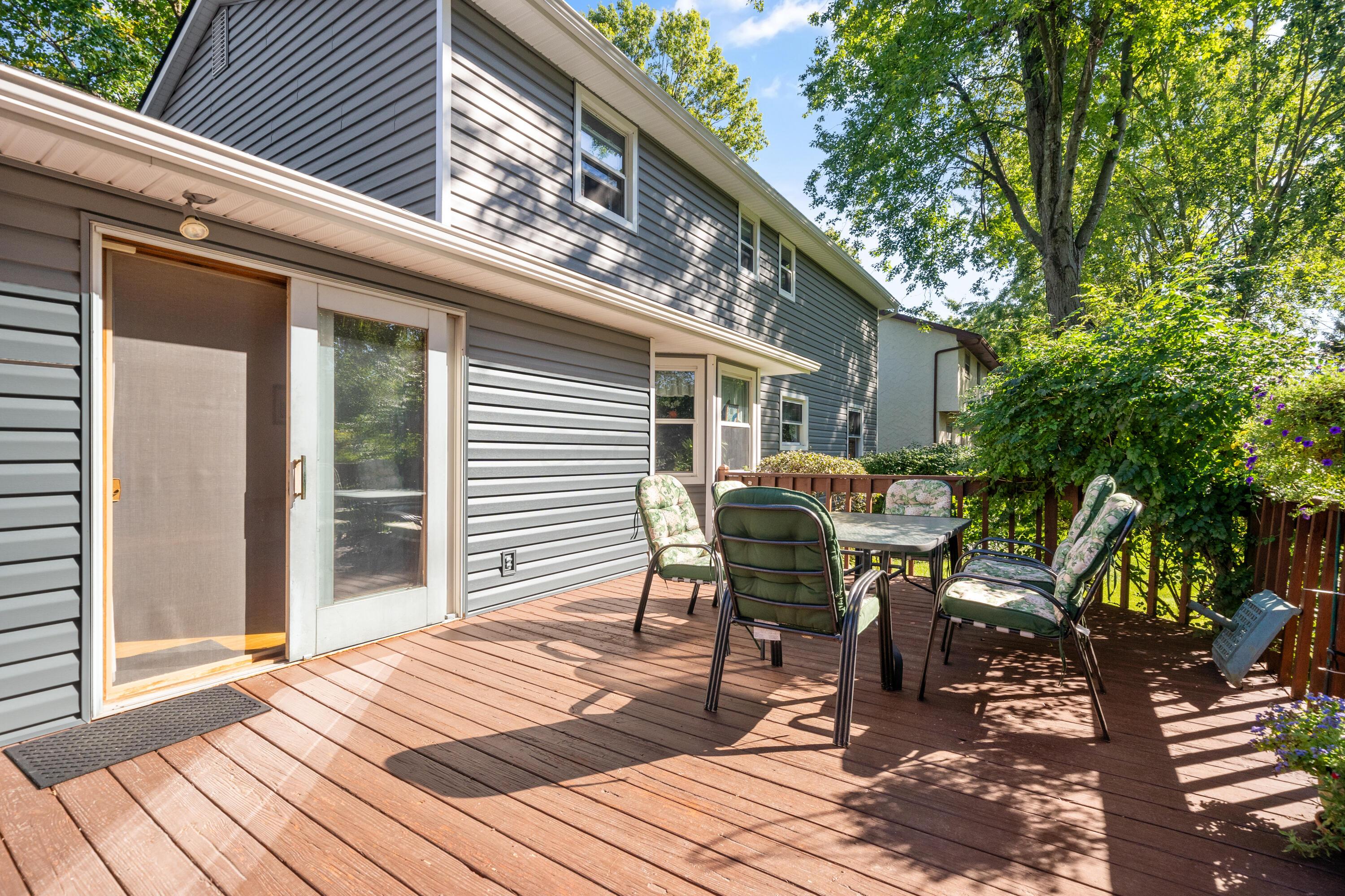 639 Link Road Whitehall, OH 43213 - Photo 67 of 73 71-print-DSC04602