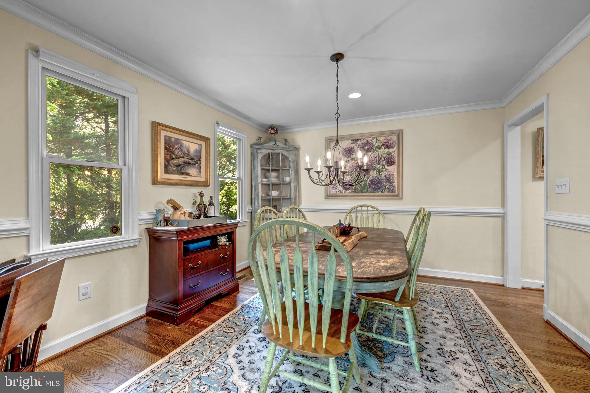 35094 Scotland Heights Road Round Hill, VA 20141 - Photo 15 of 41 Dining room