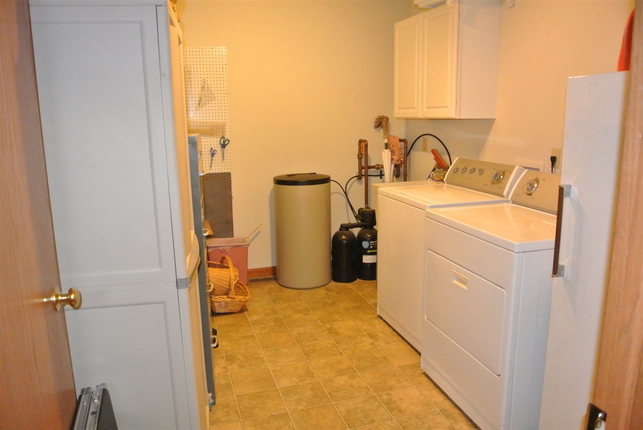 8616 Blue River Road Rockford, IL 61107 - Photo 19 of 24 Gallery Image 19