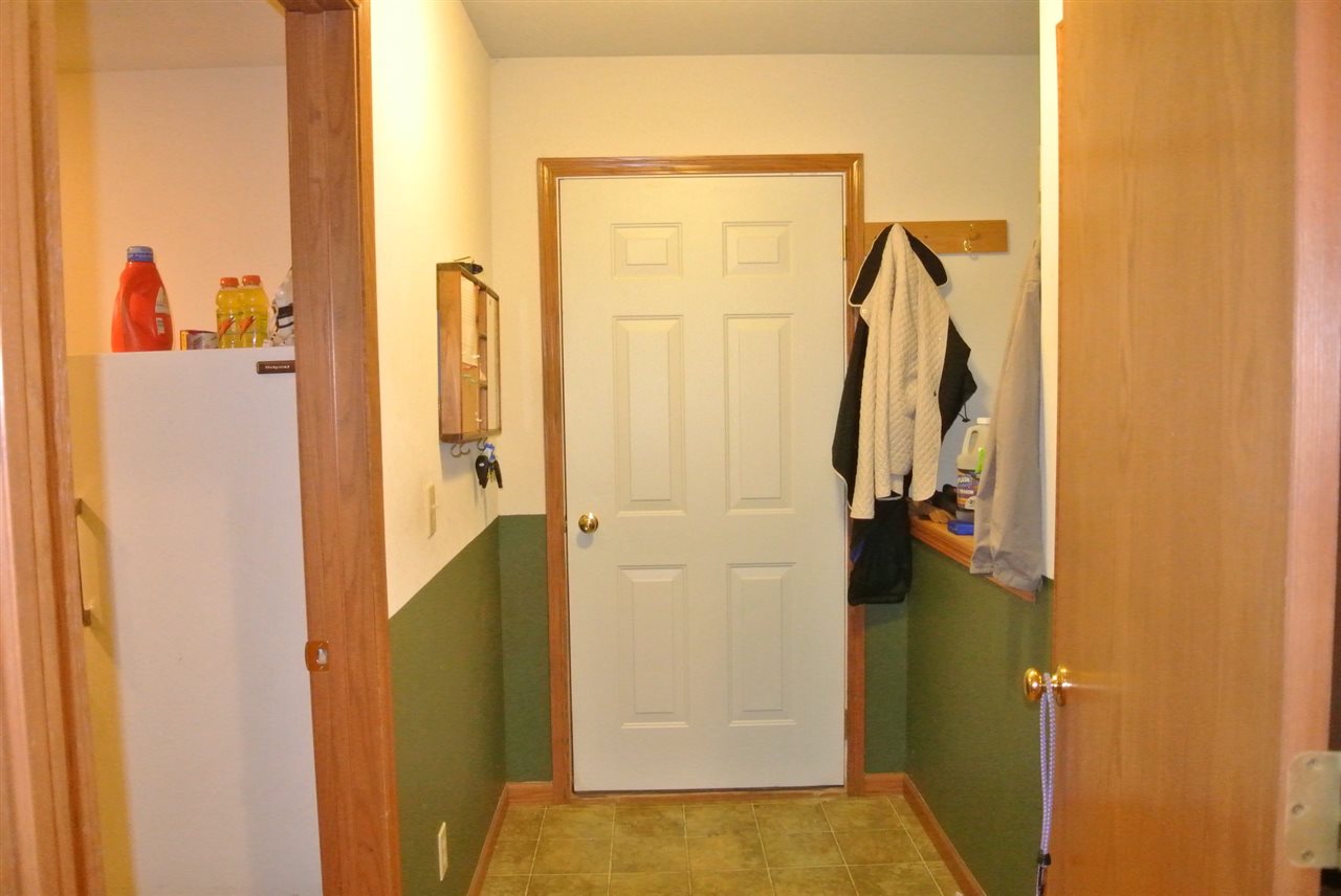 8616 Blue River Road Rockford, IL 61107 - Photo 21 of 24 Gallery Image 21