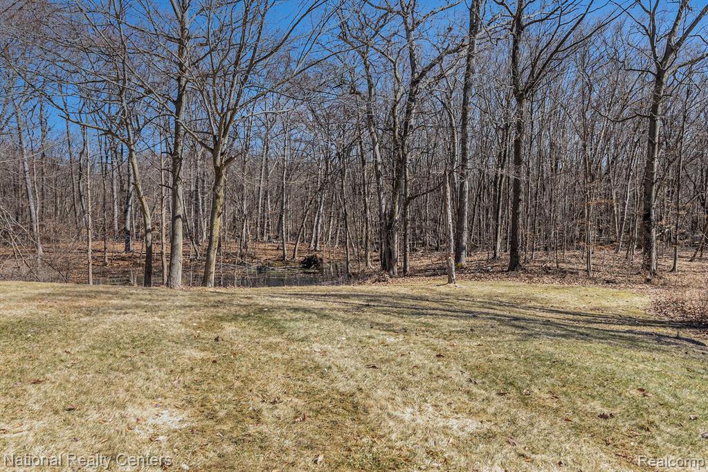 4060 Cullen Road Fenton, MI 48430 - Photo 29 of 32