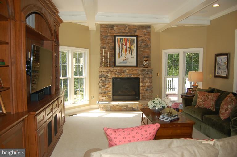 715 Hawkshead Road Lutherville-Timonium, MD 21093 - Photo 12 of 30 Family Room