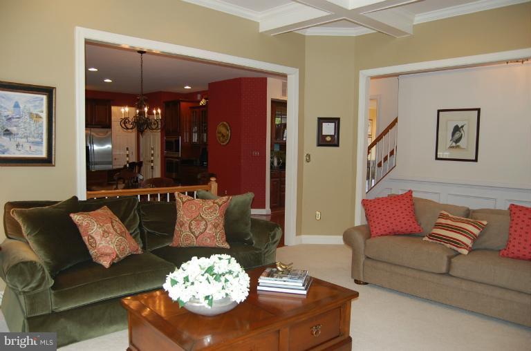 715 Hawkshead Road Lutherville-Timonium, MD 21093 - Photo 18 of 30 Family Room