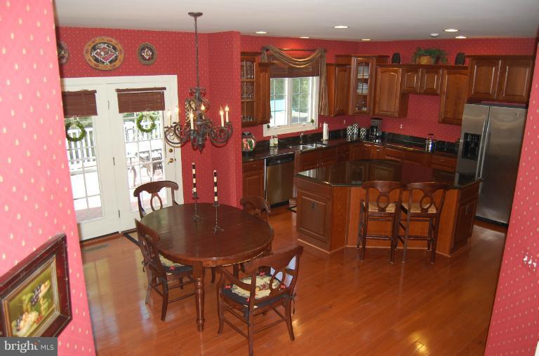715 Hawkshead Road Lutherville-Timonium, MD 21093 - Photo 25 of 30 Kitchen