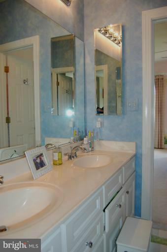 715 Hawkshead Road Lutherville-Timonium, MD 21093 - Photo 9 of 30 Bath