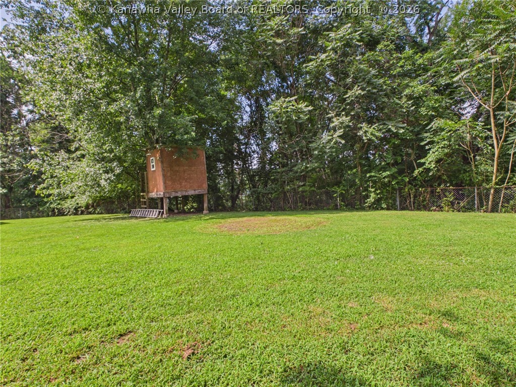 240 Jamestown Road Nitro, WV 25143 - Photo 34 of 37 Gallery Image 34