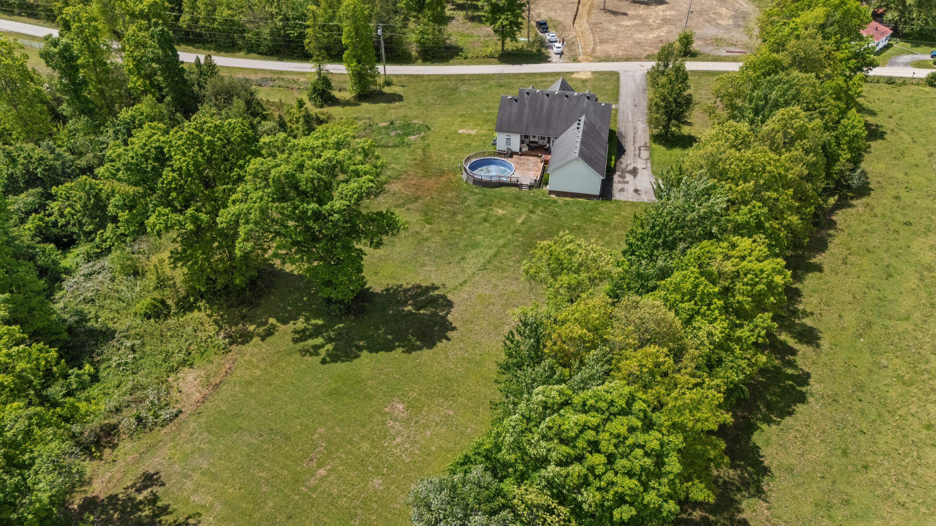 1400 Reffitt Road Jeffersonville, KY 40337 - Photo 30 of 34 DJI_20260504131210_0888_D