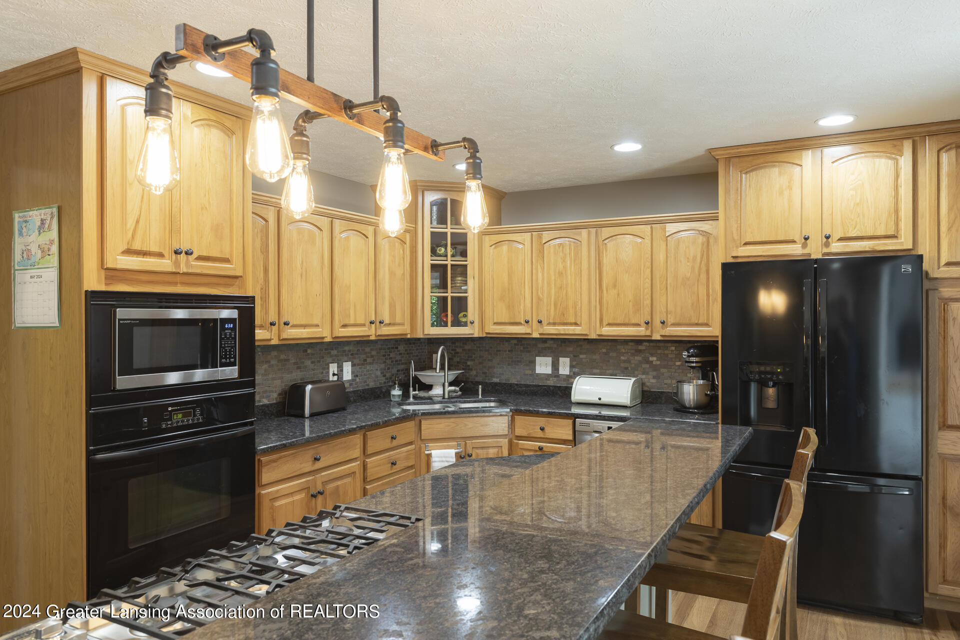 10367 River Rock Road Dimondale, MI 48821 - Photo 21 of 57 20240529_10367RiverRockBlvd_038
