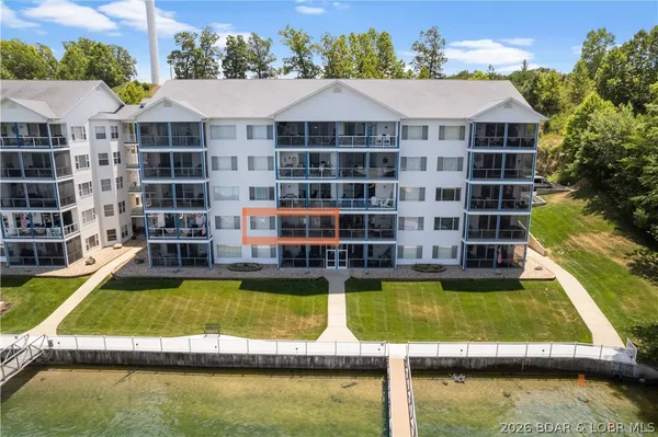$399,900 | 18011 Blue Anchor Drive, Unit 123, Gravois Mills, MO 65037