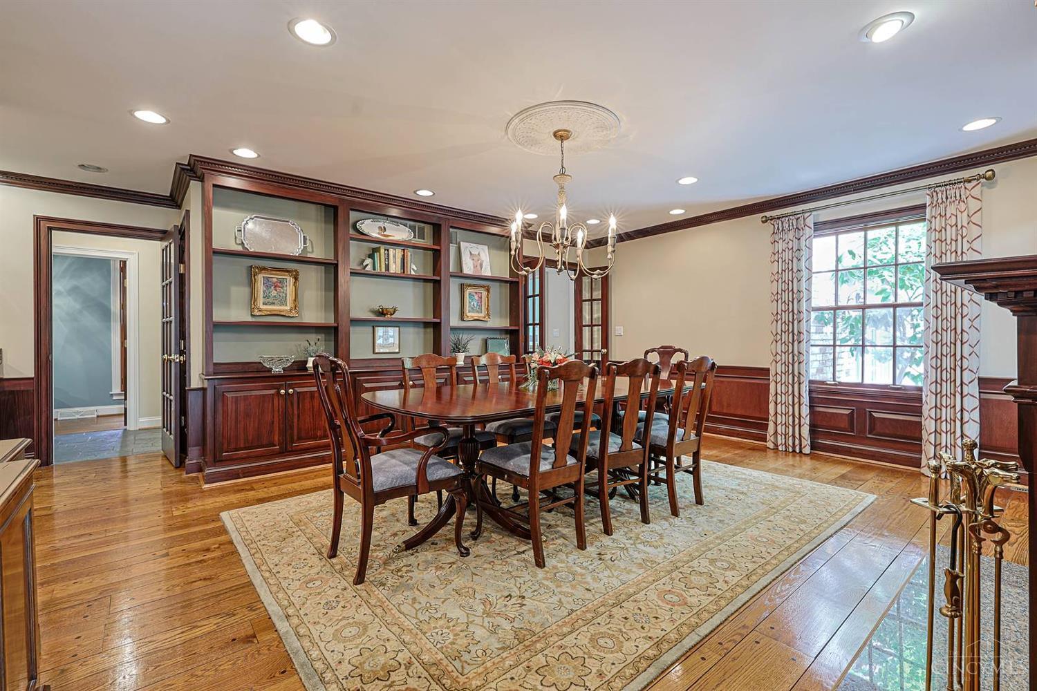 8205 Kroger Farm Road Cincinnati, OH 45243 - Photo 21 of 76 Dining Room