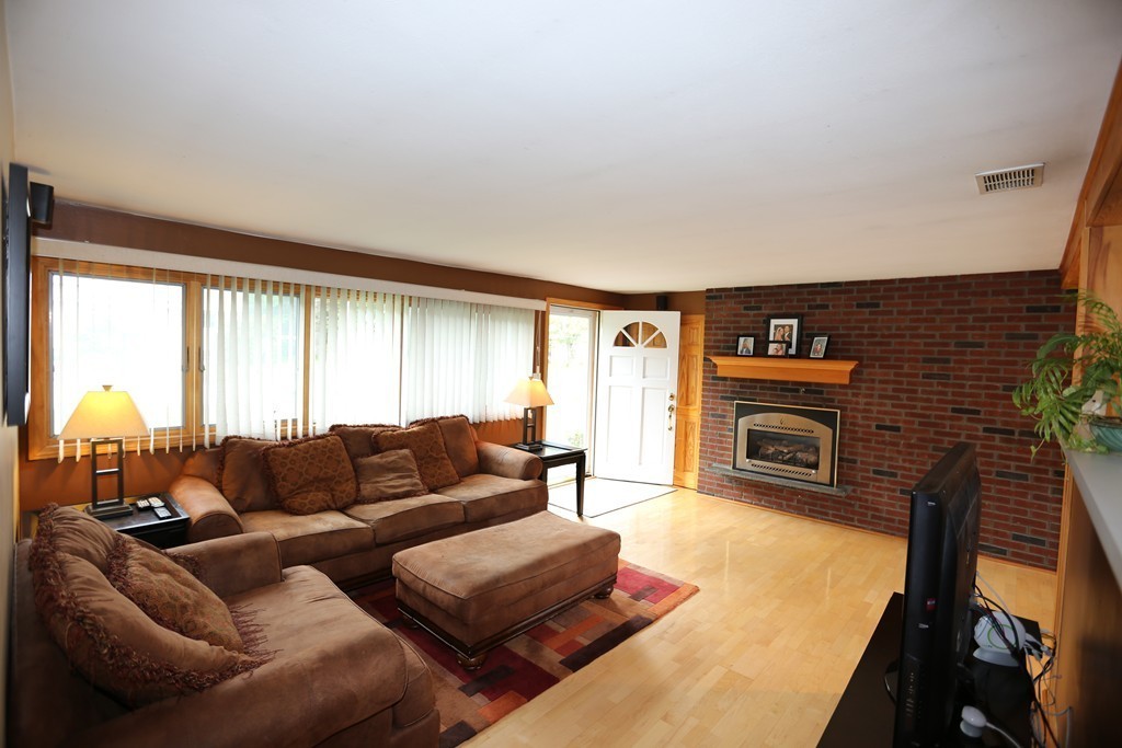 1 Dana Road Maynard, MA 01754 - Photo 4 of 30 Gallery Image 4