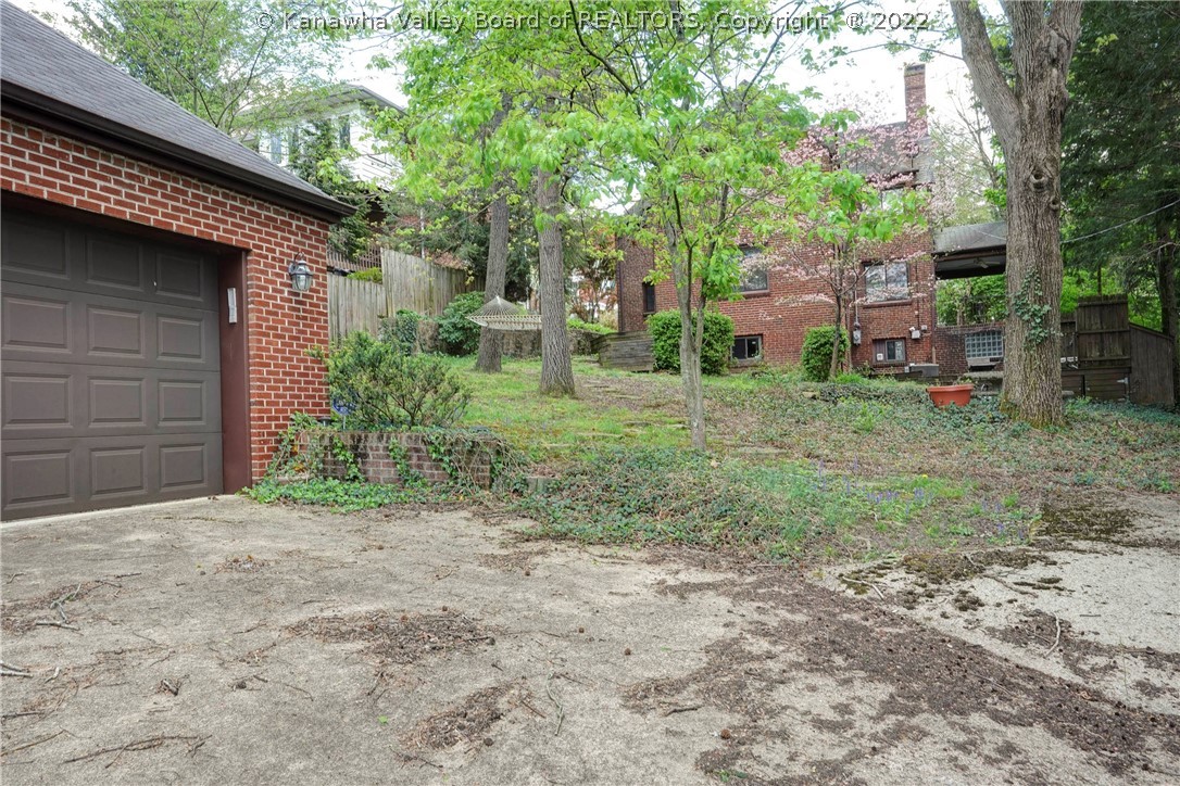 905 Highland Road Charleston, WV 25302 - Photo 35 of 39 Gallery Image 35