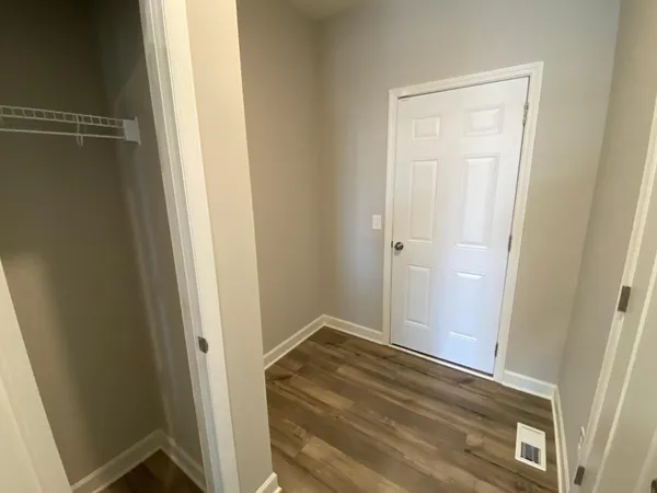 $3,625 | 9257 4th Street North, Lake Elmo, MN 55042