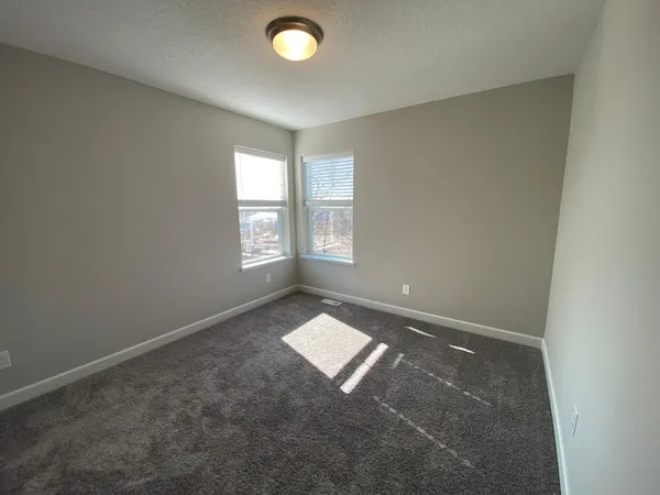 $3,625 | 9257 4th Street North, Lake Elmo, MN 55042