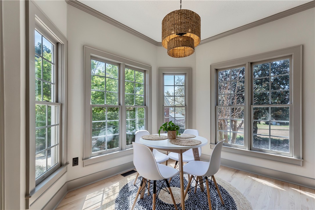 106 Engram Lane Anderson, SC 29621 - Photo 11 of 27 Breakfast Area