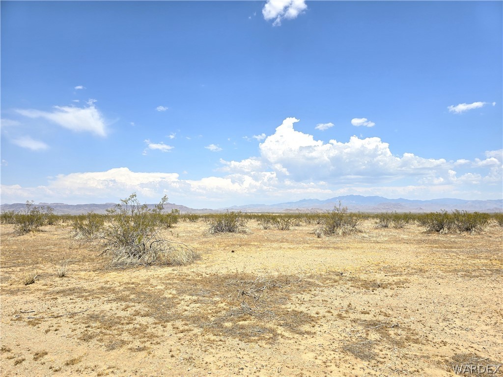 3366 Alamo Road Golden Valley, AZ 86413 - Photo 2 of 26 Lot