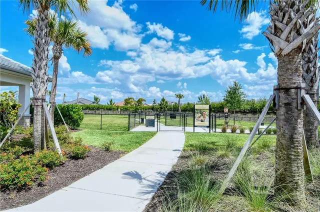 $9,000 | 15625 San Lazzaro Avenue, Bradenton, FL 34211