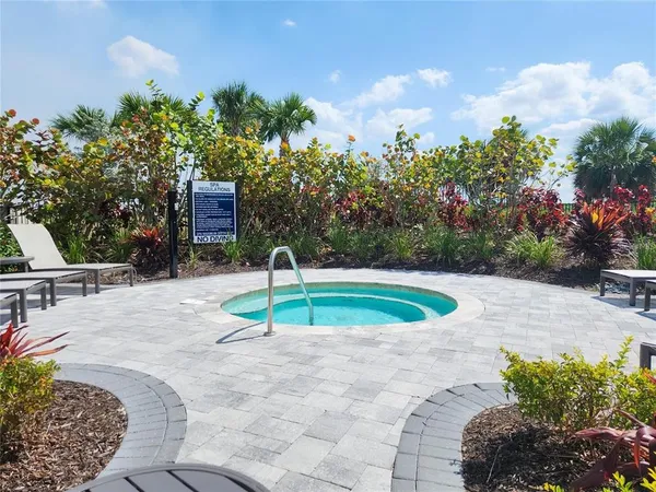 $9,000 | 15625 San Lazzaro Avenue, Bradenton, FL 34211