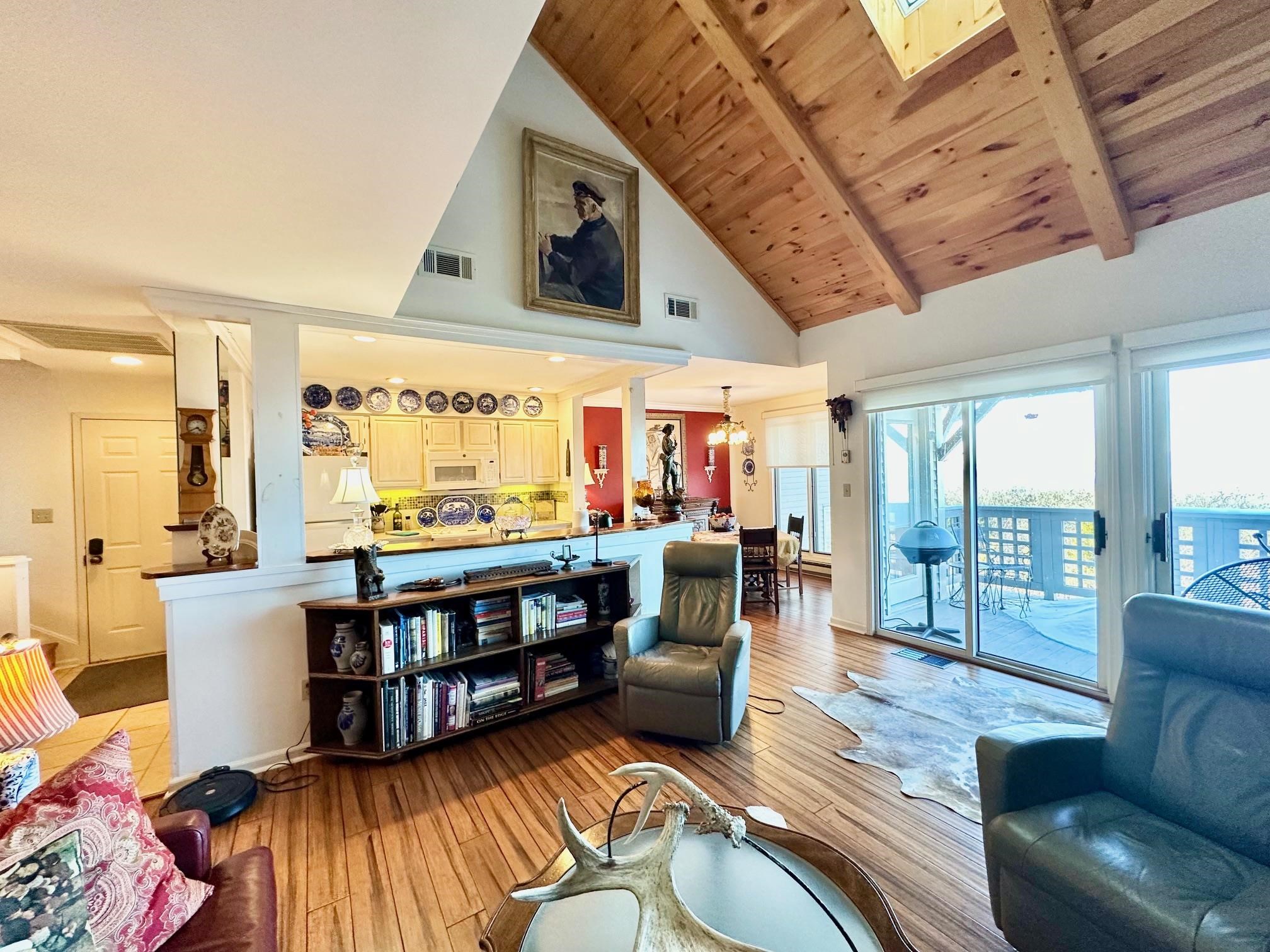 3206 North Ridge Wintergreen, VA 22967 - Photo 8 of 41 a living room with furniture and a large window