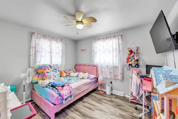 $319,900 | 708 North Fernmeadow Drive, Appleton, WI 54915