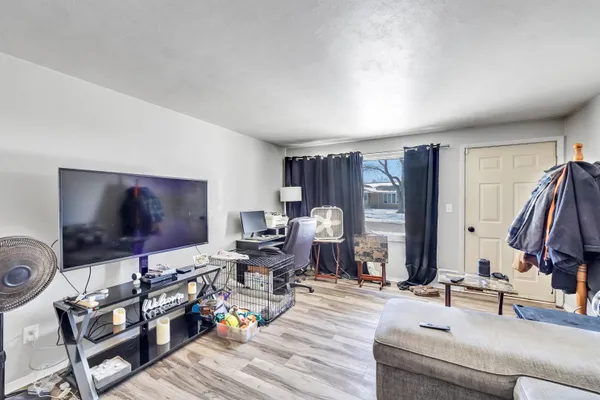 $319,900 | 708 North Fernmeadow Drive, Appleton, WI 54915