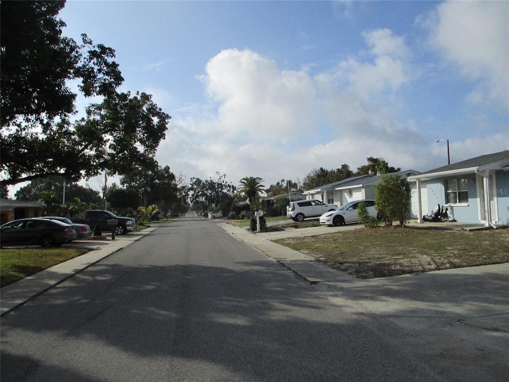 9635 Rainbow Lane Port Richey, FL 34668 - Photo 2 of 11 Gallery Image 2
