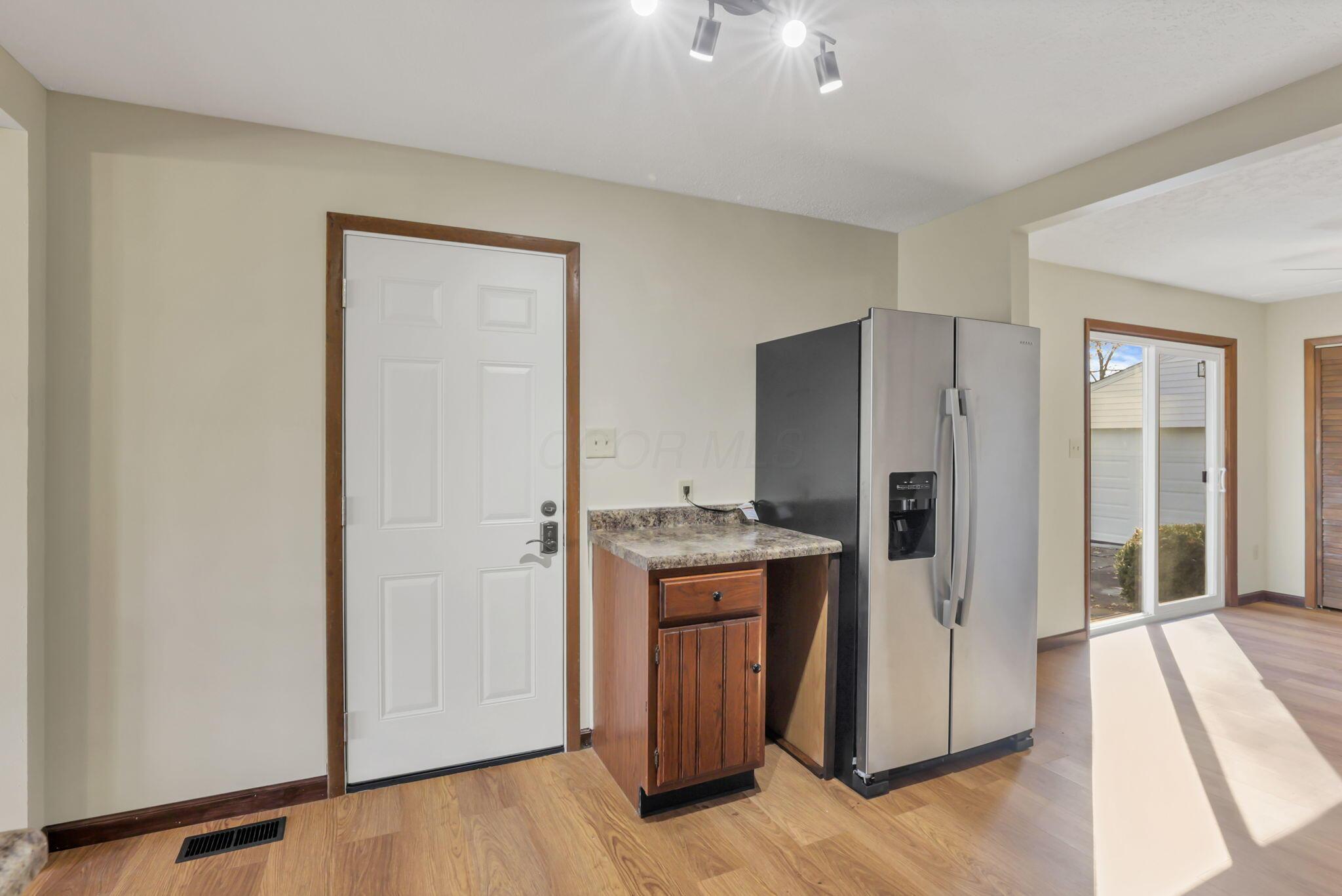 1133 Rumsey Road Columbus, OH 43207 - Photo 13 of 36 Kitchen