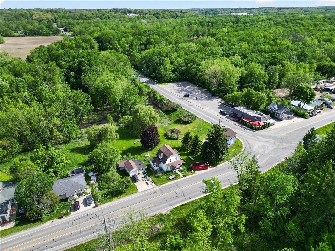 1387 East Riverside Drive Ionia, MI 48846 - Photo 16 of 60